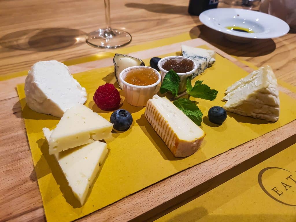 MSC Meraviglia, Eataly Food Market – Cheese Platter Starter